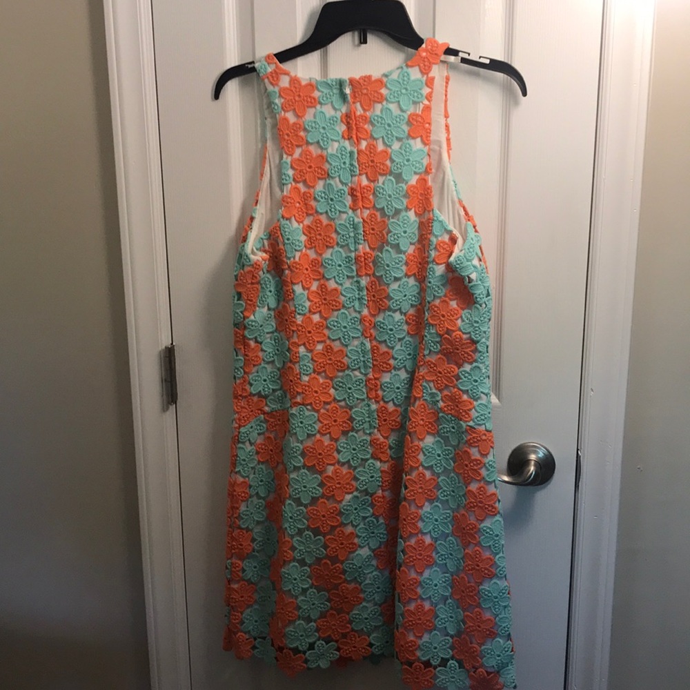 Shift Dress - Picture 3 of 4